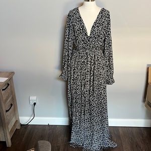 NWOT Long Sleeve Pink Lily Floor Length Dress